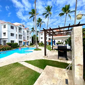 And Pool Life Apartment
